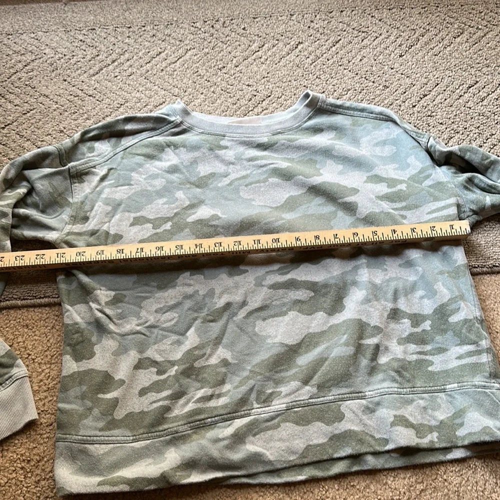🧡Universal thread camo sweatshirt - Picture 4 of 4